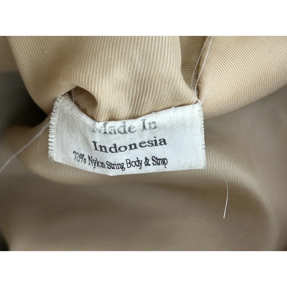 The Sak sak medium